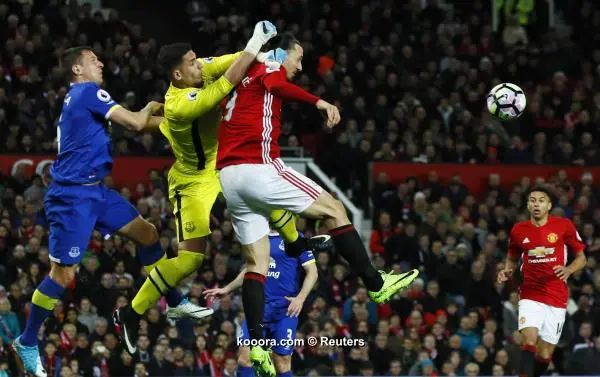 ?i=reuters%2f2017-04-04%2f2017-04-04t203322z_134339602_mt1aci14773573_rtrmadp_3_soccer-england-mun-eve_reuters