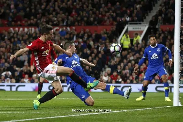 ?i=reuters%2f2017-04-04%2f2017-04-04t200017z_134337617_mt1aci14773394_rtrmadp_3_soccer-england-mun-eve_reuters