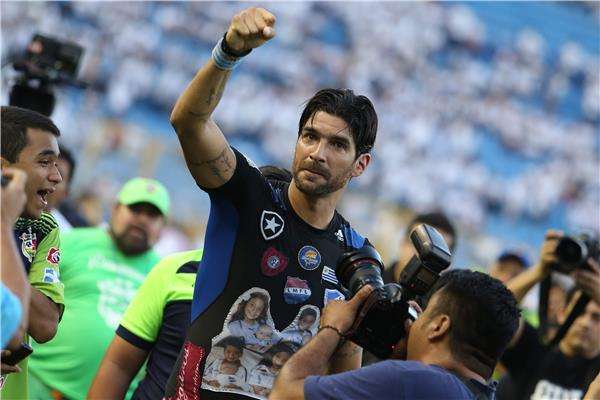 سباستيان أبريو