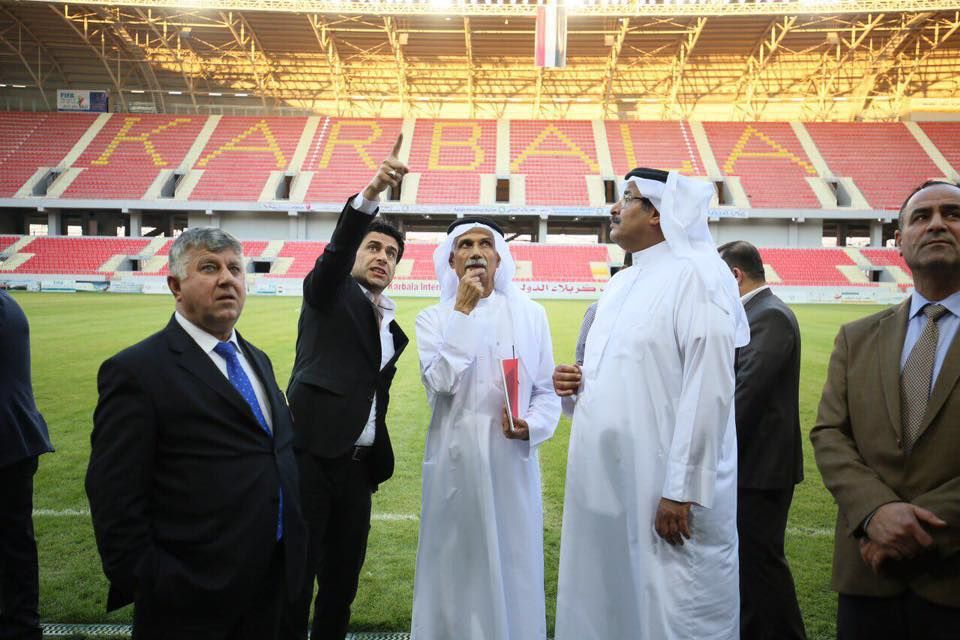 الوفد الآسيوي في ملعب كربلاء