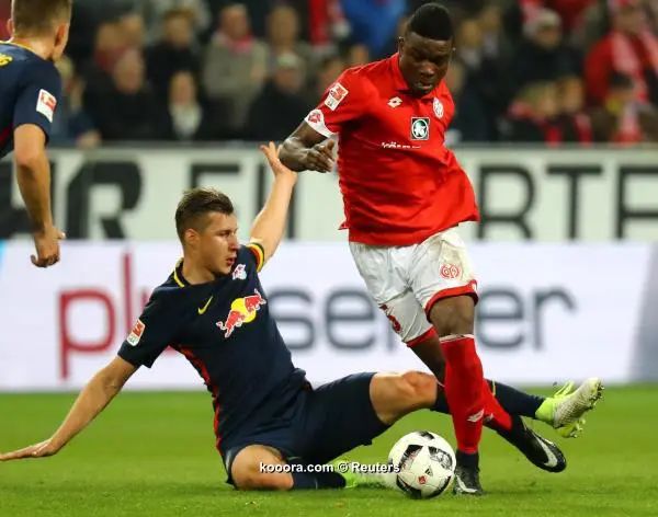 ?i=reuters%2f2017-04-05%2f2017-04-05t184749z_750142405_up1ed451g7o4z_rtrmadp_3_soccer-germany-mai-rbl_reuters