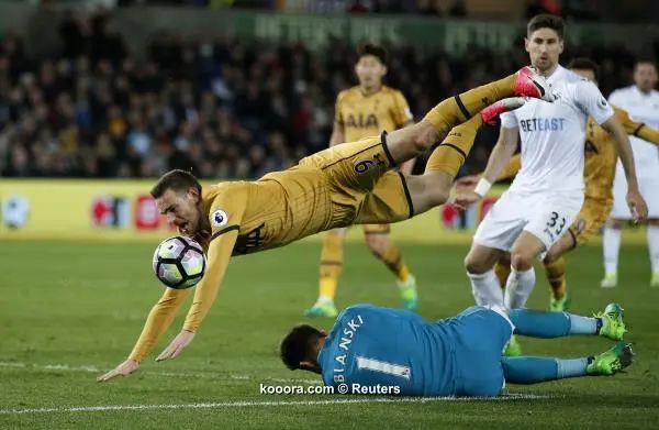 ?i=reuters%2f2017-04-05%2f2017-04-05t202545z_134425545_mt1aci14774297_rtrmadp_3_soccer-england-swa-tot_reuters