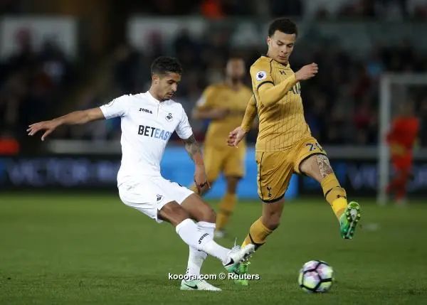 ?i=reuters%2f2017-04-05%2f2017-04-05t200019z_134424019_mt1aci14774181_rtrmadp_3_soccer-england-swa-tot_reuters