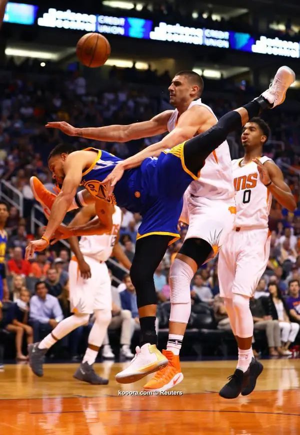 ?i=reuters%2f2017-04-06%2f2017-04-06t024800z_1451502997_nocid_rtrmadp_3_nba-golden-state-warriors-at-phoenix-suns_reuters