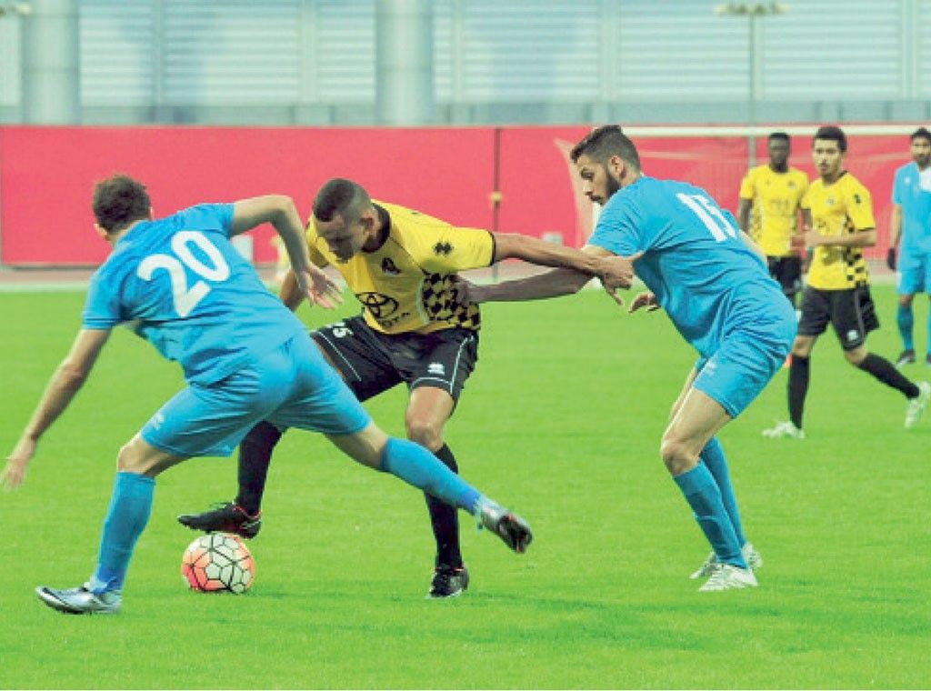 جانب من لقاء سابق بين الرفاع والأهلي