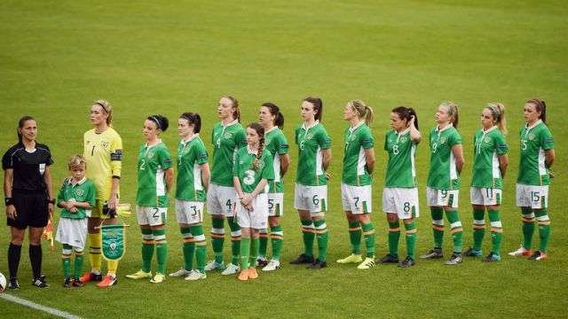 صورة أرشيفية لمنتخب أيرلندا لكرة القدم للسيدات