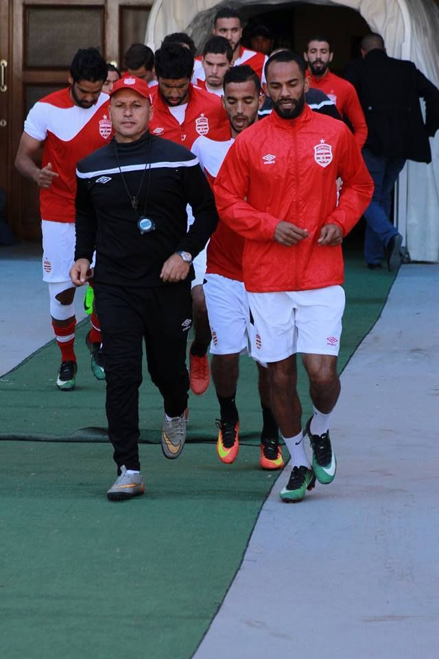 لاعبو الأفريقي