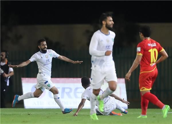 فرحة لاعبي الفتح