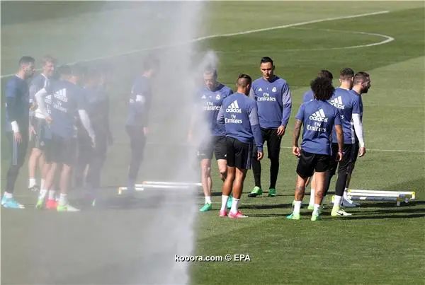 ?i=epa%2fsoccer%2f2017-04%2f2017-04-07%2f2017-04-07-05894080_epa