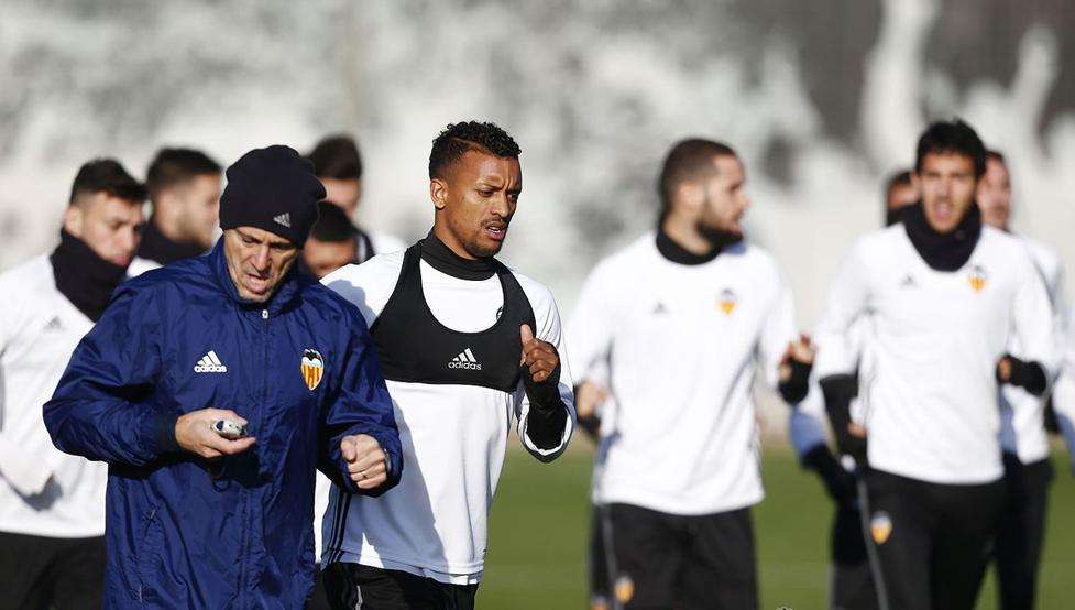 ناني يعود لتدريبات فالنسيا