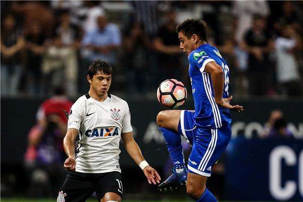 من مباراة كورينثيانز ويونيفيرسيداد