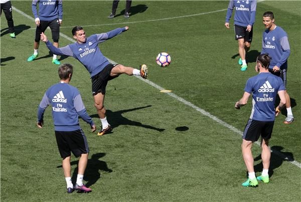 بيبي في تدريبات ريال مدريد