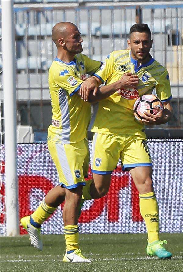 2017-04-08-05896903_epa