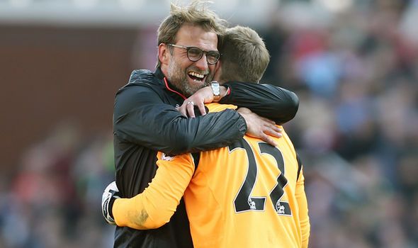 كلوب يحيي مينيوليه