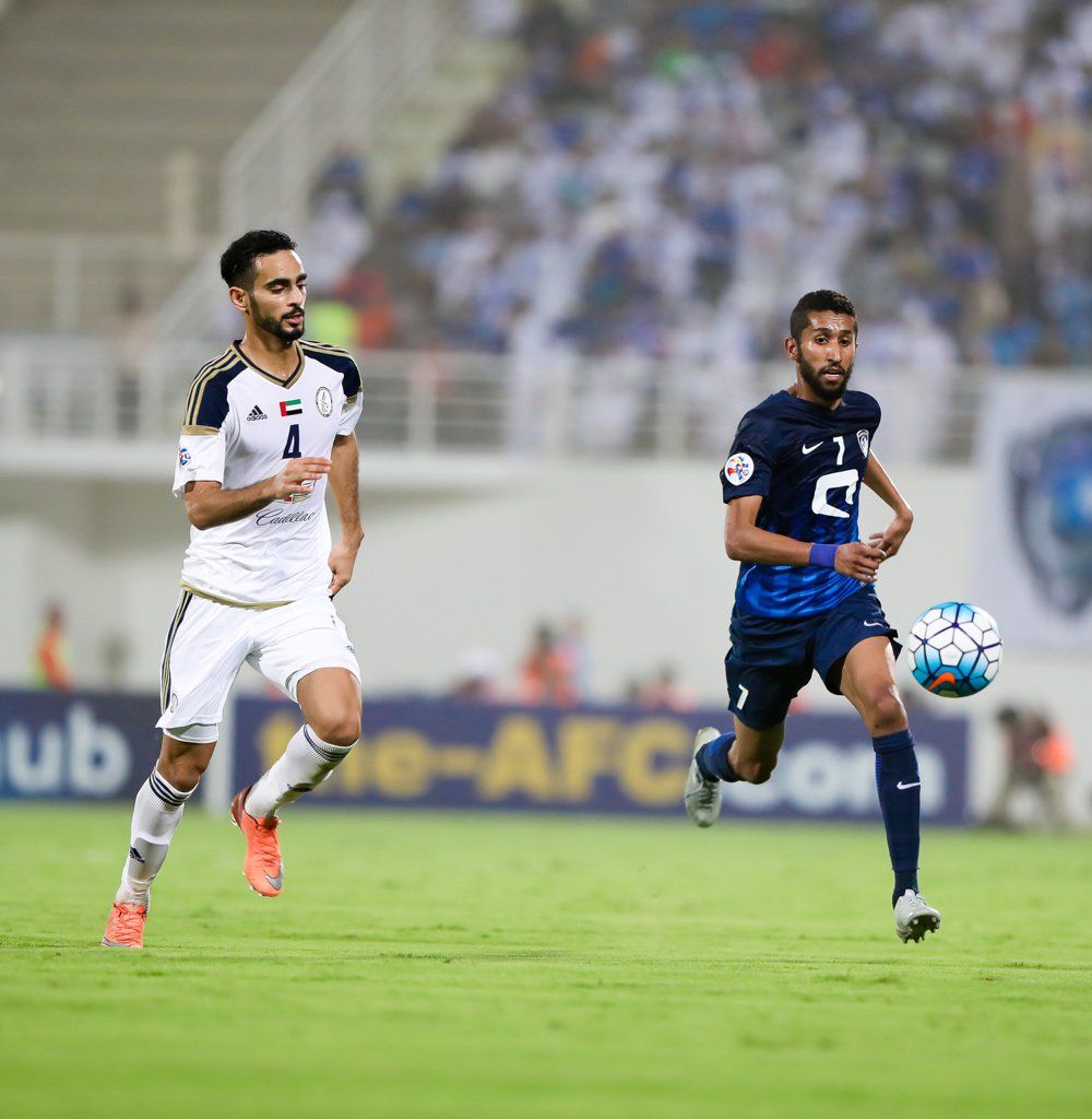 لقطة من لقاء سابق بين الهلال السعودي والوحدة الاماراتي