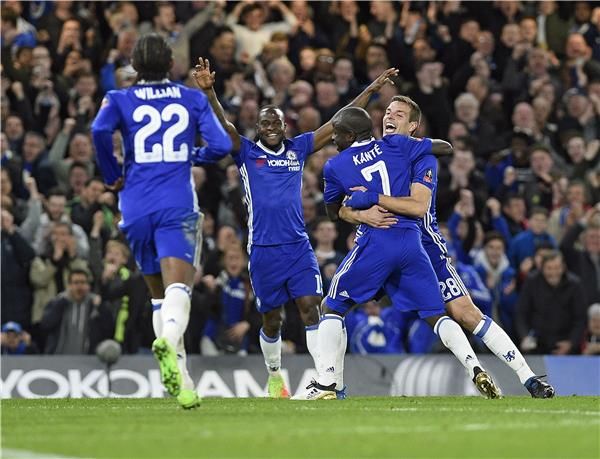 لاعبو فريق تشيلسي