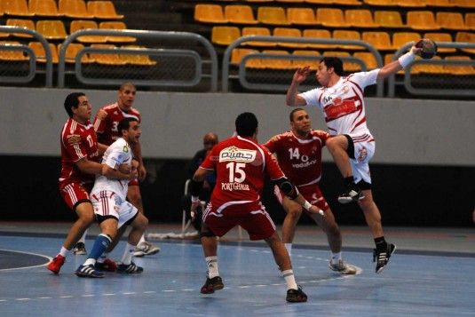 صورة أرشيفية لمباراة بين الأهلي والزمالك في كرة اليد