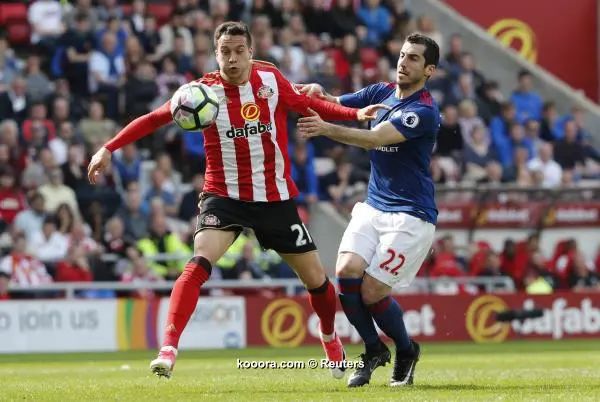 ?i=reuters%2f2017-04-09%2f2017-04-09t140646z_134748406_mt1aci14776372_rtrmadp_3_soccer-england-sun-mun_reuters