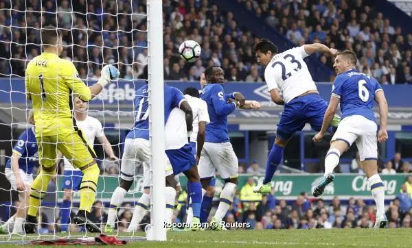 ?i=reuters%2f2017-04-09%2f2017-04-09t163852z_134757532_mt1aci14776550_rtrmadp_3_soccer-england-eve-lei_reuters