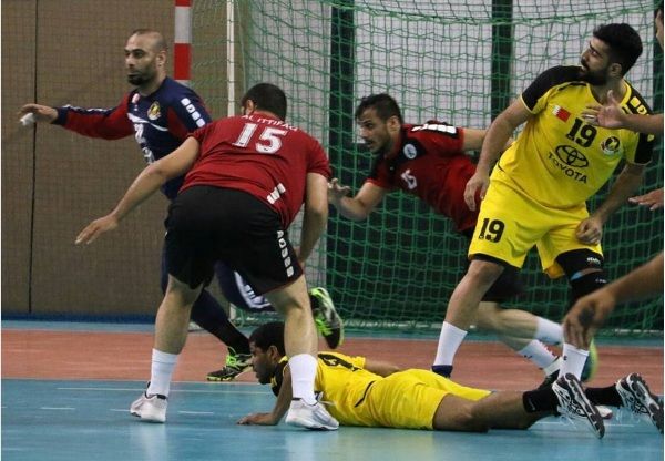 لقطة من لقاء سابق بين الفريقين