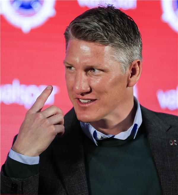 باستيان شفاينشتايجر