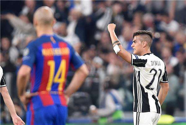 ديبالا تألق وقاد يوفنتوس لفوز عريض على برشلونة