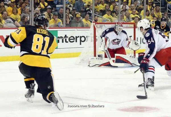?i=reuters%2f2017-04-13%2f2017-04-13t023904z_1765105167_nocid_rtrmadp_3_nhl-stanley-cup-playoffs-columbus-blue-jackets-at-pittsburgh-penguins_reuters