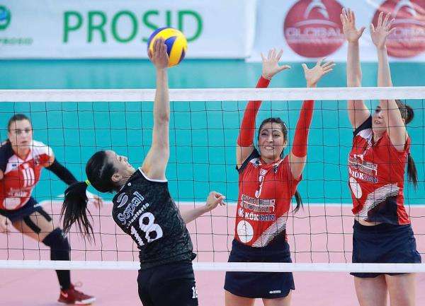 جانب لقاء النادي النسائي والصفاقسي