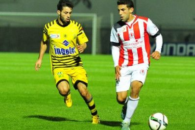 جانب من لقاء سابق بين الفريقين