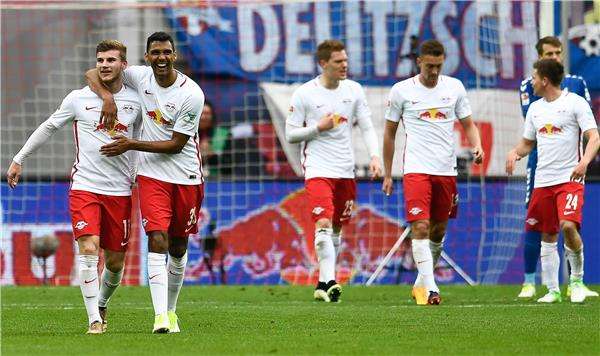 فرحة لاعبي لايبزيج