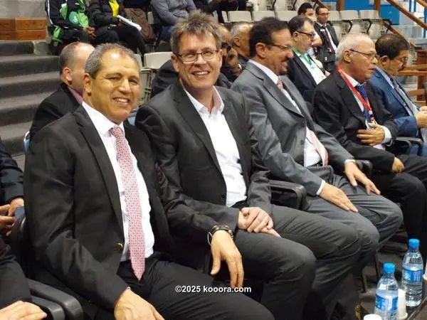 ?i=corr%2f2%2fkoo_2186