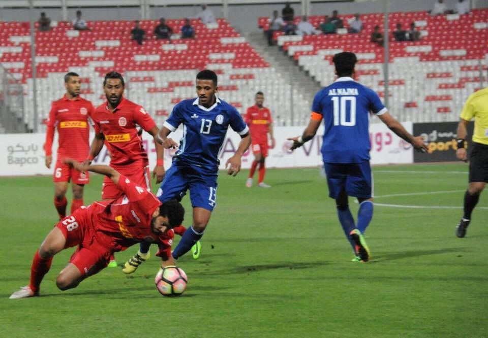 جانب من مباراة المحرق والنجمة 