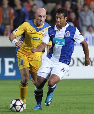 2009-11-03-00000101919977