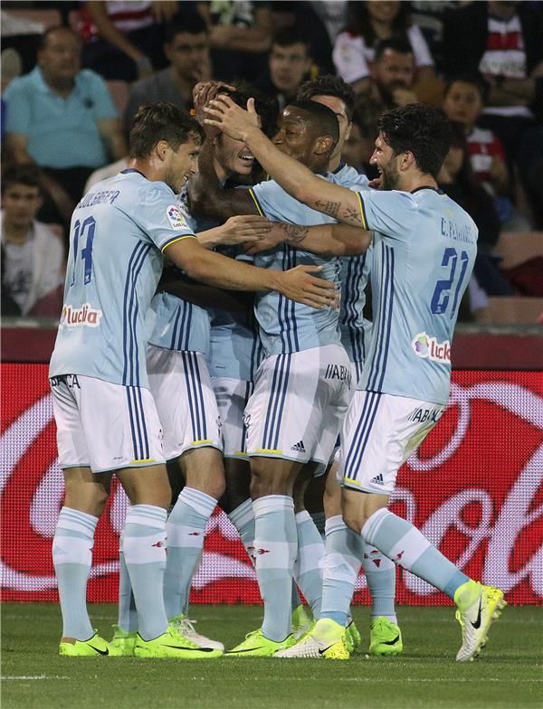 احتفال لاعبي سيلتا فيجو