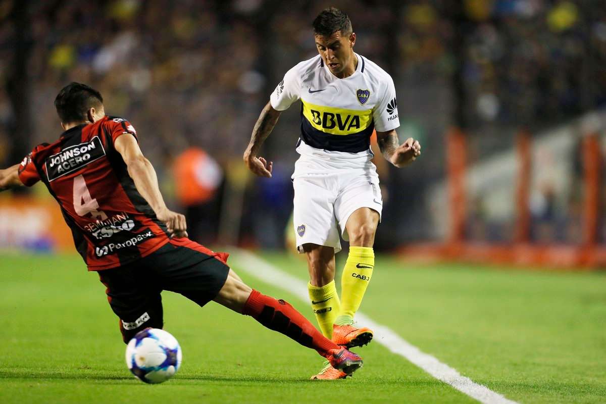 لقطة من مباراة بوكا جونيور مع باتروناتو