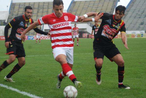 من لقاء مرحلة المجموعات بين الافريقي والمتلوي