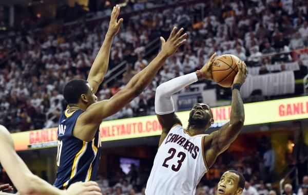 2017-04-18t015716z_99392179_nocid_rtrmadp_3_nba-playoffs-indiana-pacers-at-cleveland-cavaliers_reuters