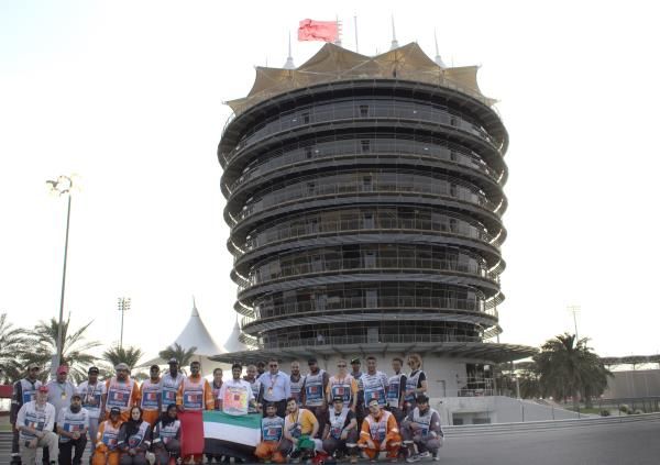 فريق المتطوعين الإماراتيين