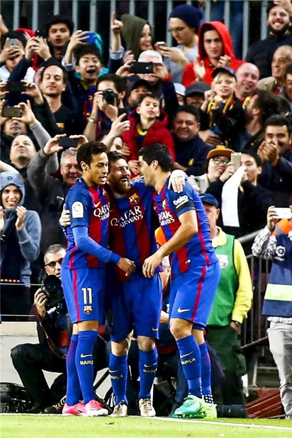 ليونيل ميسي ولويس سواريز ونيمار دا سيلفا