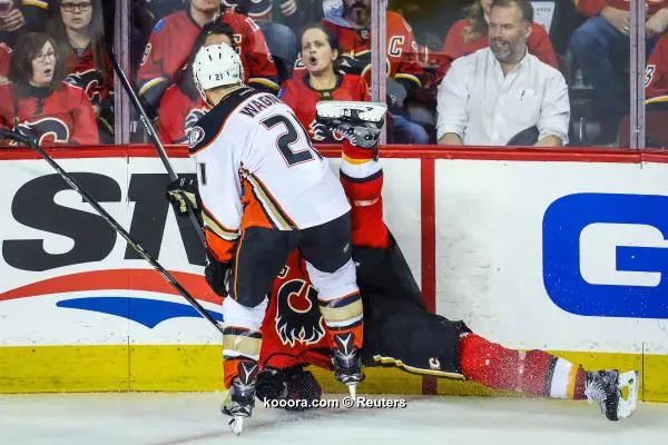 ?i=reuters%2f2017-04-20%2f2017-04-20t040653z_1224835804_nocid_rtrmadp_3_nhl-stanley-cup-playoffs-anaheim-ducks-at-calgary-flames_reuters