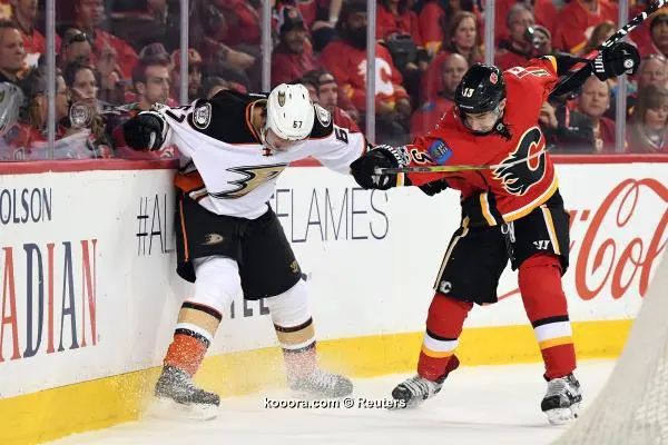 ?i=reuters%2f2017-04-20%2f2017-04-20t030322z_1558547242_nocid_rtrmadp_3_nhl-stanley-cup-playoffs-anaheim-ducks-at-calgary-flames_reuters