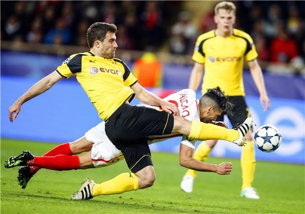 جانب من مواجهة دورتموند وموناكو 