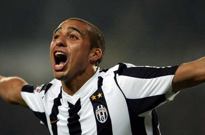 ديفيد تريزيغيه المهاجم الوحيد المتواجد في صفوف الفريق أمام أتلانتا