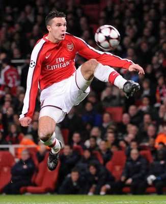 روبن فان بيرسي أفضل لاعب لشهر أكتوبر في البريمر ليغ