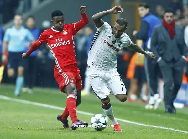 ?i=reuters%2f2016-11-23%2f2016-11-23t192518z_1850142839_lr1ecbn1hxu83_rtrmadp_3_soccer-champions-bes-slb_reuters