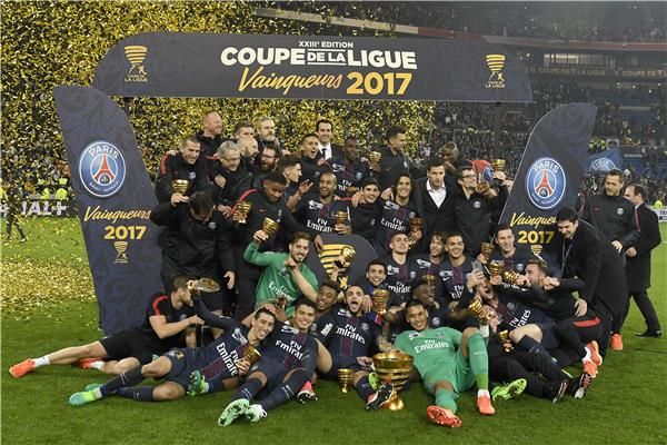 لاعبو باريس سان جيرمان