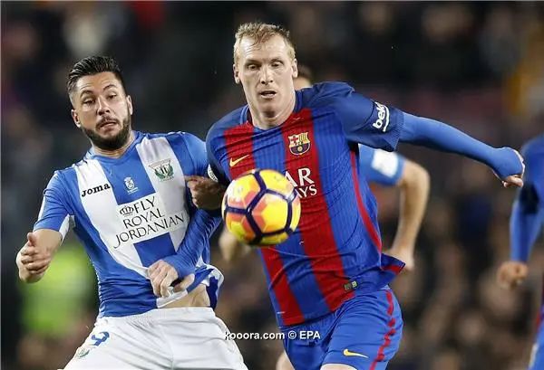 ?i=epa%2fsoccer%2f2017-02%2f2017-02-19%2f2017-02-19-05804539_epa