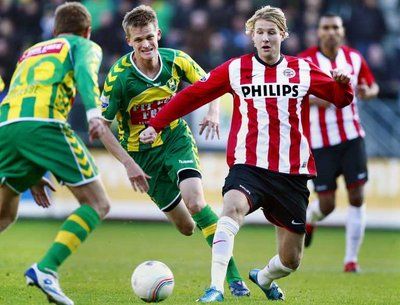 فوز ساحق لإيندهوفن على ادو دين هاج 