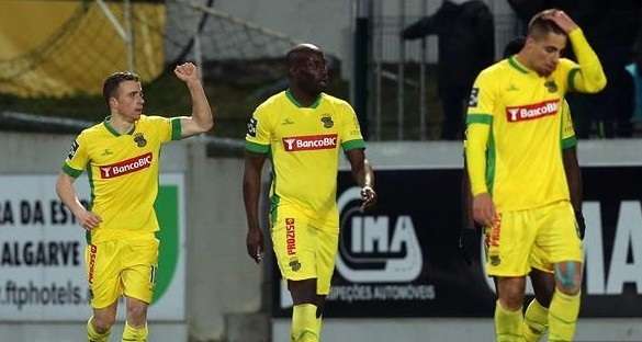 لاعبو باكوس دي فيريرا