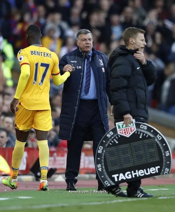 ?i=reuters%2f2017-04-23%2f2017-04-23t171651z_135969411_mt1aci14784063_rtrmadp_3_soccer-england-liv-cry_reuters